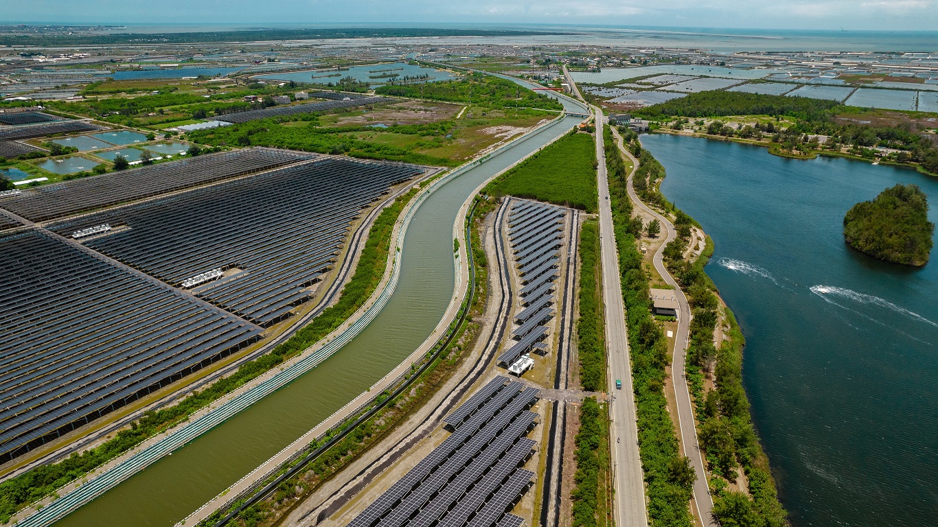 好体育官方app下载能源事业提供智慧能源管理、太阳能监控管理、全方位电厂建置及运维解决方案，并拥有管理超过6000案场的经验